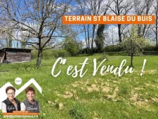 Terrain constructible de 1968 m² à 10 min de Voiron