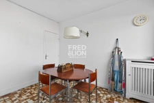 Vue panoramique exceptionnelle sur Paris et les Buttes-Chaumont - 6 pièces traversant -142 m² et balcons 12