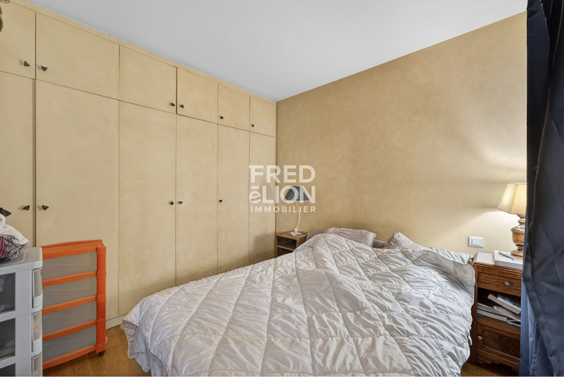 PARIS 19 - BELLEVILLE - AMERIQUE - 64 m² - possibilité d'exercice libéral 7