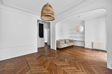 Appartement Paris 3 pièce(s) 46.69 m2 2