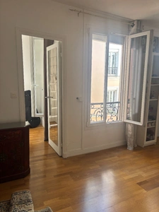 PARIS 2 - BONNE-NOUVELLE  - STUDIO 1