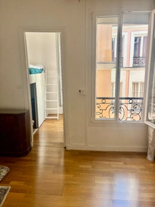 PARIS 2 - BONNE-NOUVELLE  - STUDIO 2