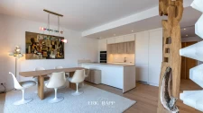 CANNES, APPARTEMENT  AVEC VUE PANORAMIQUE MER ET PORT