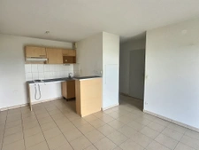 Appartement T2   42 m2   Blaye