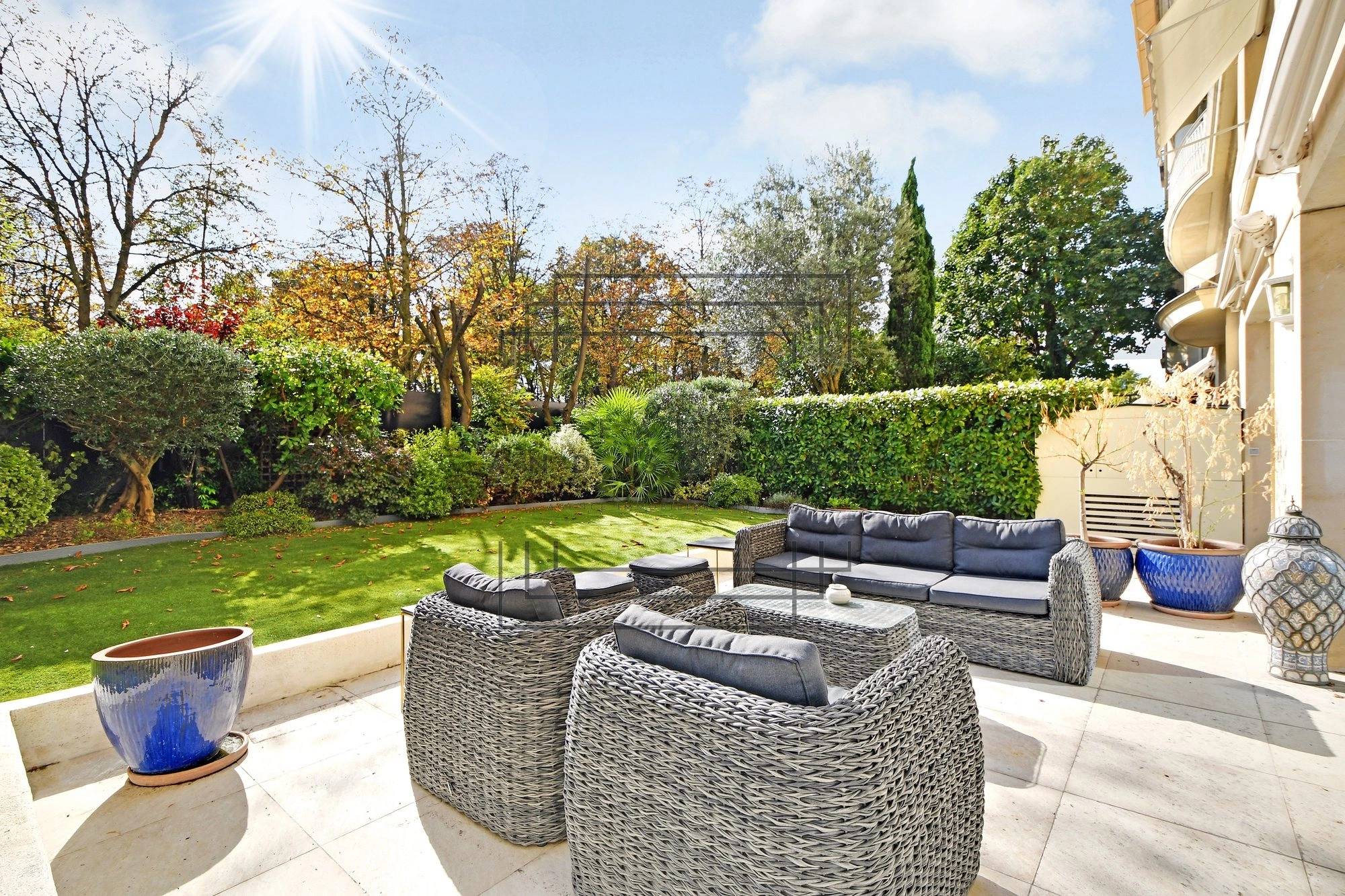 Appartement 5 pièces 178 m² · à Paris · 178 m² · 2 450 000 €