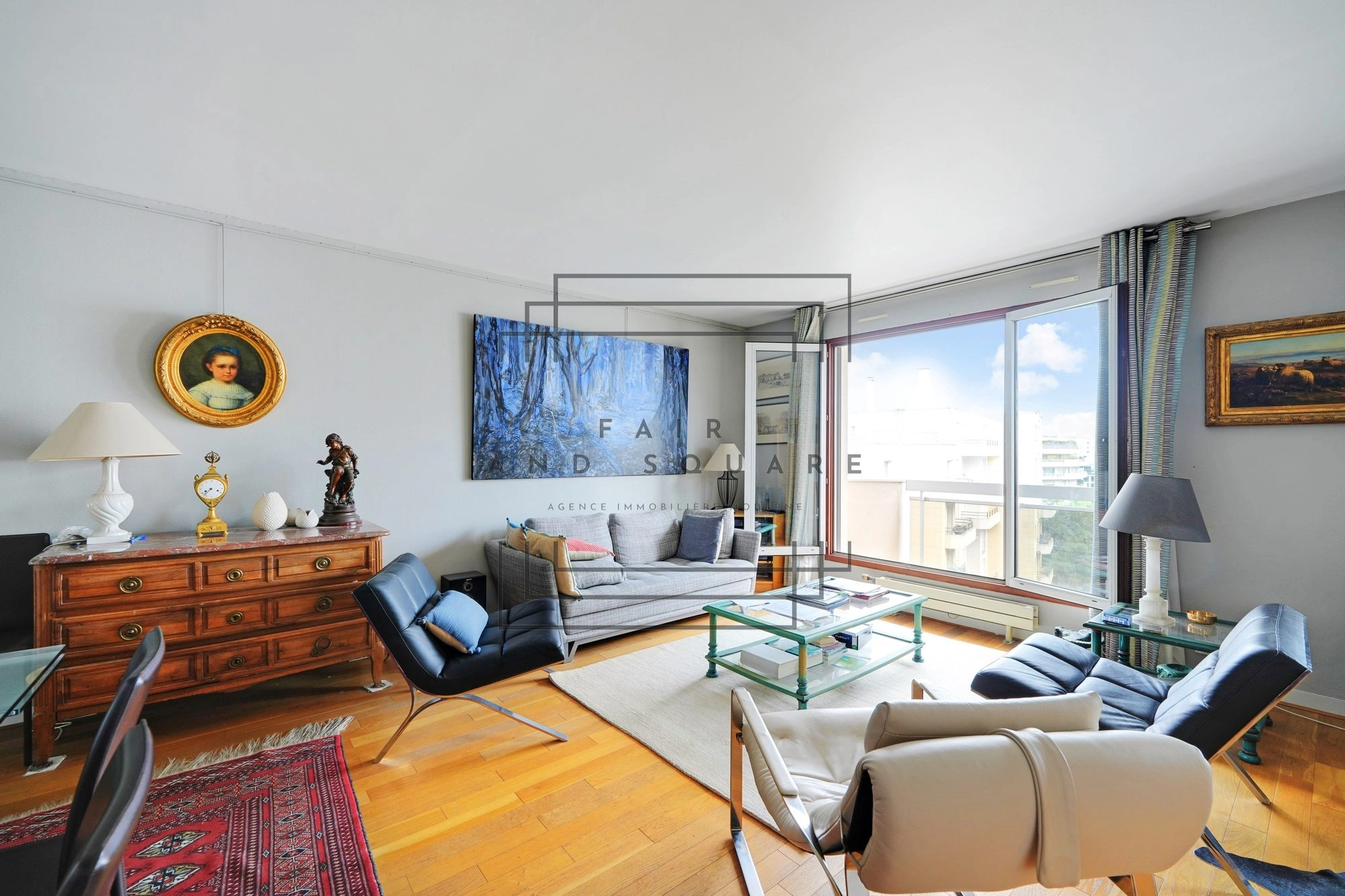Appartement 7 pièces 142 m² · à Eleve · 142 m² · 750 000 €