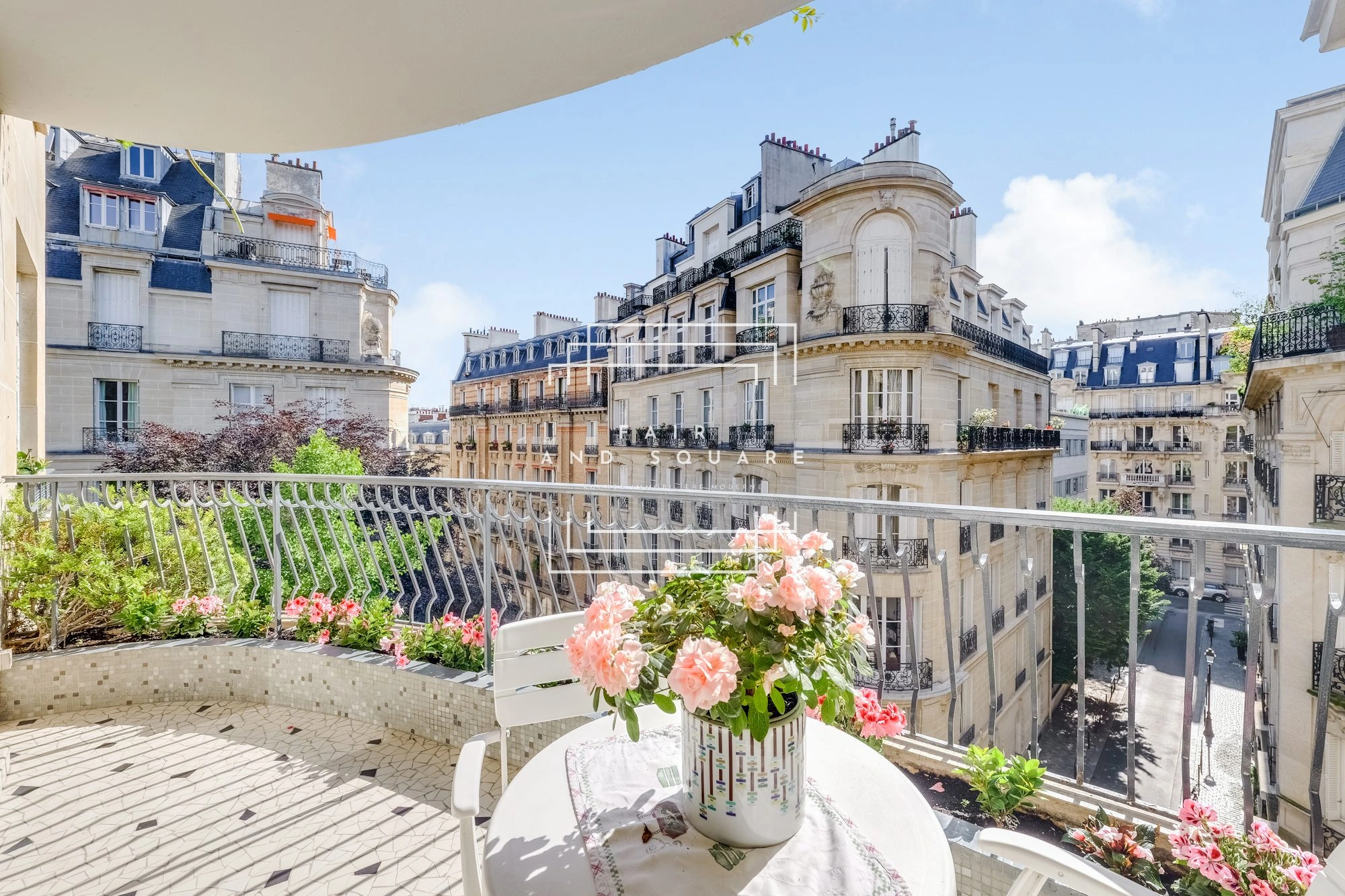 Appartement 6 pièces 148 m² · à Paris · 148 m² · 1 750 000 €