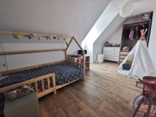 Maison familiale avec sous-sol complet et vie de plain pied 