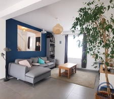 Maison familiale avec sous-sol complet et vie de plain pied 