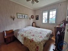 Maison de plain-pied à rénover, proche Tram Coppé