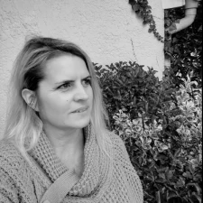 ​Bonjour ! Je m’appelle Virginie DONNART et je suis votre French Agent sur Montélimar et ses alentours ainsi que sur l' Ardèche