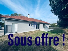 Maison familiale de plain-pied  de 99 m² avec terrain de 1 339 m² à  La Chapelle-de-la-Tour