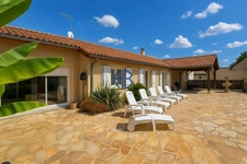 Plain-pied 4 chambres , terrain constructible