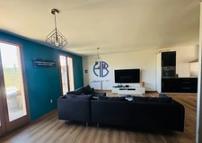 Maison familiale au calme à Faverges-de-la-Tour, cadre verdoyant et sérénité assurée