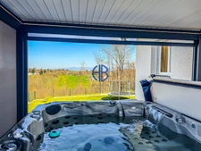 Villa contemporaine de 190 m² avec vue montagne, piscine et prestations haut de gamme