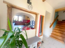 Dauphinoise de charme avec grand jardin et fort potentiel