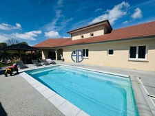 VILLA CONTEMPORAINE D'EXCEPTION AVEC PISCINEn 7 pièce(s) 210 m2