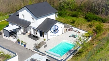 Villa contemporaine de 190 m² avec vue montagne, piscine et prestations haut de gamme