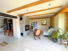 Dauphinoise de charme avec grand jardin et fort potentiel