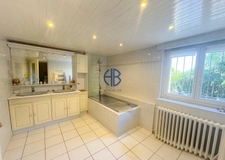 Maison de caractère unique à Faverges De La Tour 318 m2