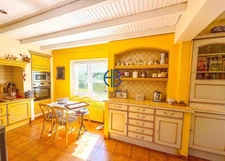 À Faverges-de-la-Tour, au coeur du paisible quartier du Véronin, découvrez un lieu hors du temps?