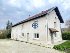 Tènement immobilier avec Maisons et dépendances