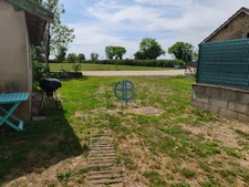 Maison rénovée avec dépendances