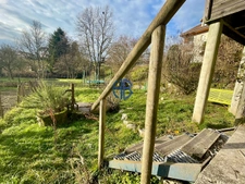 Maison de village indépendante entièrement rénovée avec jardin