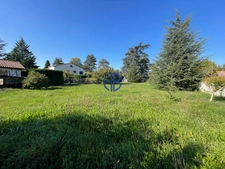 Terrain constructible à vendre 1323m²