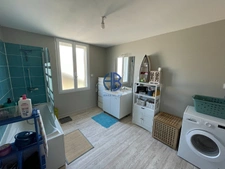 Maison de Village 200m² à Montseveroux - Fort potentiel