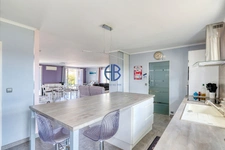 Maison Satolas Et Bonce 6 pièce(s) 160 m2