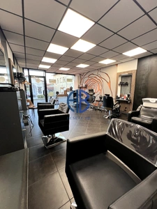 salon de coiffure Fonds de commerce Heyrieux 40 m2