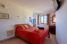 MAISON en PIERRES MEUBLEE + terrasse extérieure + fibre, 10 Minutes A7, et 30 Minutes Gare TGV