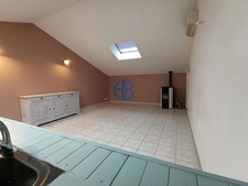 APPARTEMENT  98 m2, 2 Ch, terrasse  privative extérieure, 2 places de parking