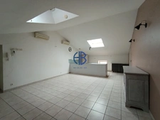 APPARTEMENT  98 m2, 2 Ch, terrasse  privative extérieure, 2 places de parking