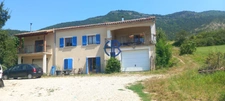 MAISON  5 chambres, garages, terrain, vue dégagée sur les montagnes.