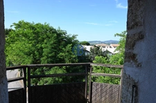 MAISON en PIERRES MEUBLEE + terrasse extérieure + fibre, 10 Minutes A7, et 30 Minutes Gare TGV