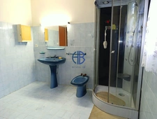 MAISON 81 M2 -666 M2