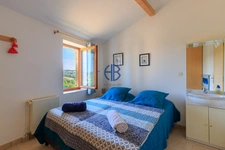 MAISON en PIERRES MEUBLEE + terrasse extérieure + fibre, 10 Minutes A7, et 30 Minutes Gare TGV