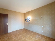 PLAIN PIED  2 chambres, 81 M2  Terrain 670 M2  + puits