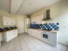 Appartement La Cote Saint Andre 4 pièce(s) 125.84 m2