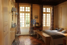 À vendre - Chateau à La Côte-Saint-André (Isère)