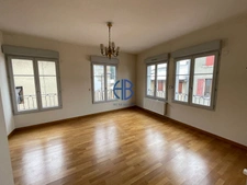 Appartement La Cote Saint Andre 4 pièce(s) 125.84 m2