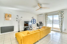 À VENDRE Superbe T4 de 82 m² avec terrasse, piscine et double stationnement ? Villefontaine,