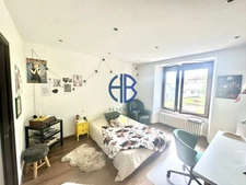 Maison Sillans 9 pièce(s) 196 m2