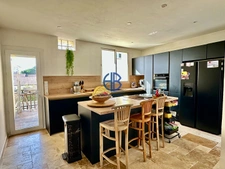 Quartier Mairie ? Maison T6 entièrement rénovée avec jardin et garage