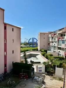 Spacieux T3 avec vue parking et piscine - Secteur Richelieu