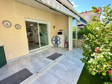Pavillon T3 avec parking et piscine - Secteur Rochelongue