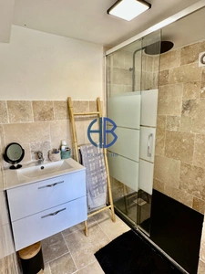 Quartier Mairie ? Maison T6 entièrement rénovée avec jardin et garage