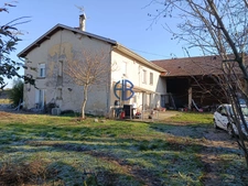 G rande maison  avec fort potentiel